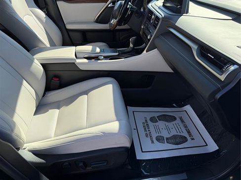 Used 2021 Lexus RX 350L FWD image 23