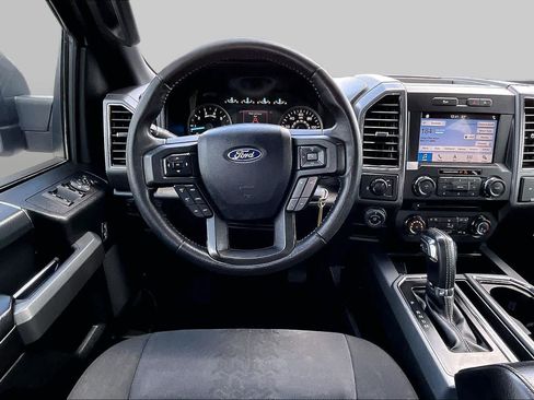 Used 2018 Ford F150 XLT w/ Equipment Group 302A Luxury RWD image 6