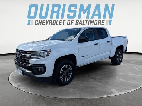 Used 2022 Chevrolet Colorado Z71 image 2