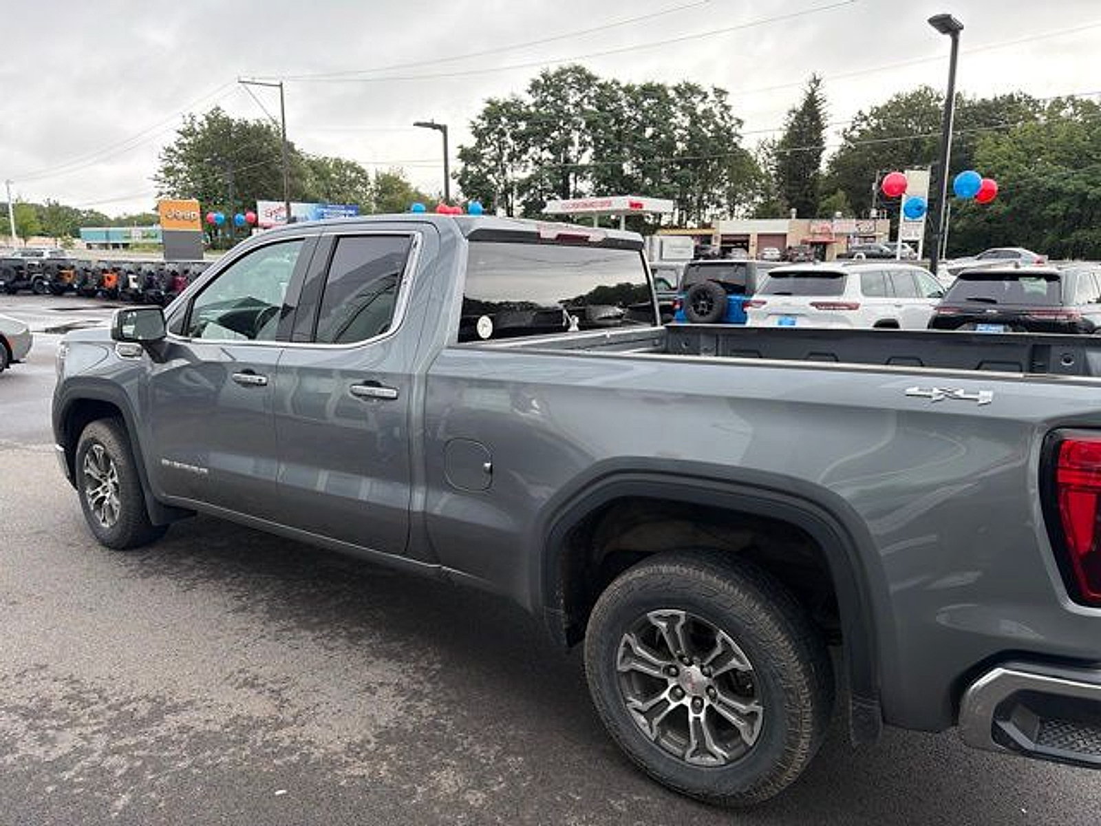 Used 2021 GMC Sierra 1500 SLE AWD/4WD image 7