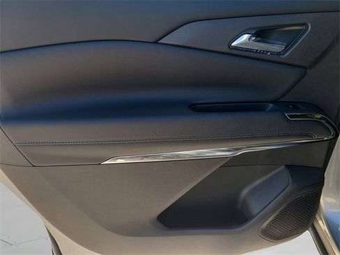 New 2026 Chevrolet Traverse LT w/ Midnight/Sport Edition image 19