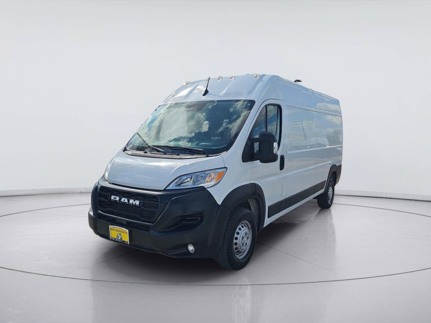 Used 2025 RAM ProMaster 2500 w/ Convenience Group FWD image 1