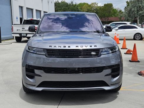 Used 2023 Land Rover Range Rover Sport SE Dynamic AWD/4WD image 2