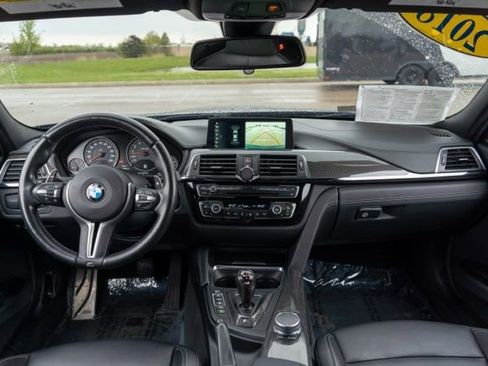 Used 2018 BMW M3 RWD image 14