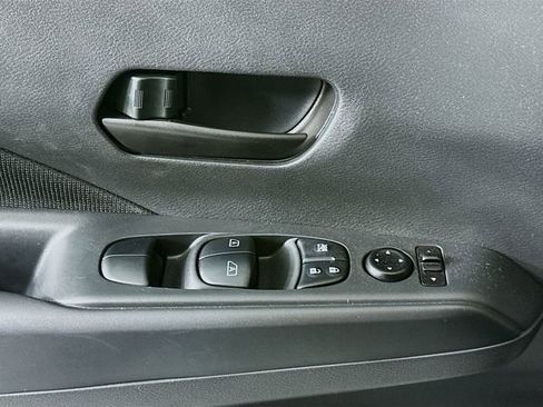 Certified 2024 Nissan Kicks S image 18