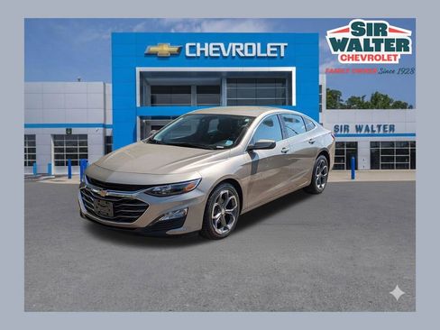Used 2024 Chevrolet Malibu LT image 1