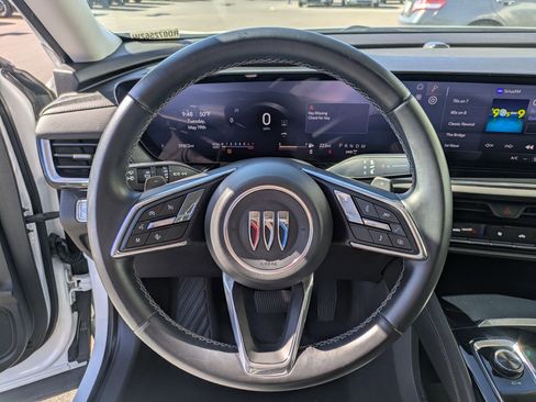 Used 2024 Buick Envision Preferred AWD/4WD image 19