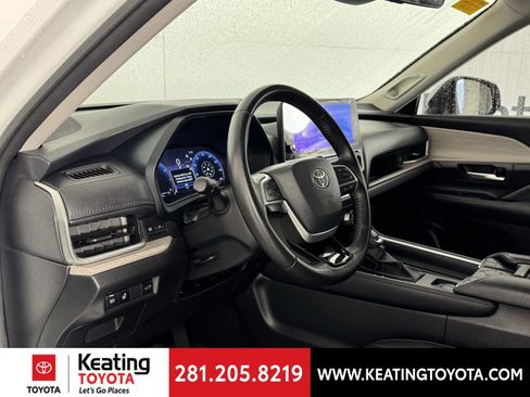 Certified 2024 Toyota Grand Highlander Limited image 15