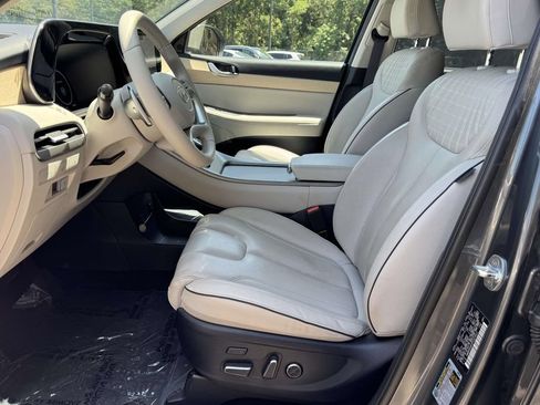 Used 2023 Hyundai Palisade Limited w/ Cargo Package AWD/4WD image 14