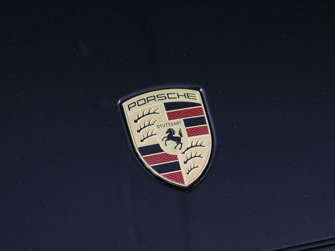 Certified 2025 Porsche Cayenne image 29