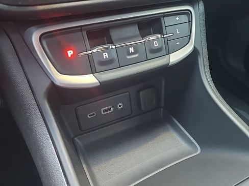 Certified 2024 GMC Terrain SLE w/ Driver Convenience Package FWD image 26