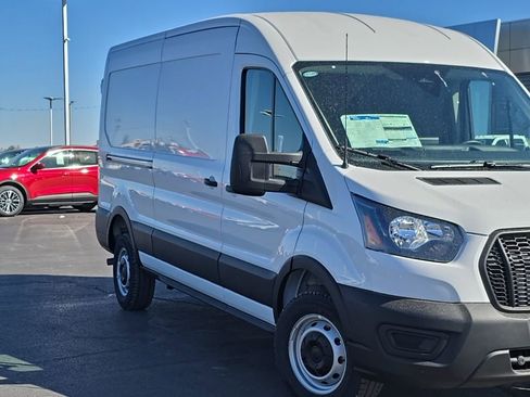 New 2026 Ford Transit 250 148 Medium Roof RWD image 59