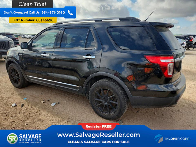 Used 2015 Ford Explorer XLT w/ Equipment Group 202A FWD image 3