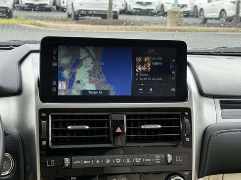 Used 2023 Lexus GX 460 Premium w/ Premium Package AWD/4WD image 10