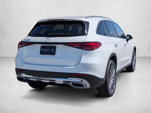 New 2026 Mercedes-Benz GLC 300 image 2