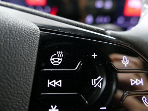 New 2025 Audi Q5 Premium image 17