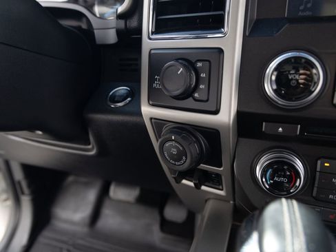 Used 2018 Ford F150 Lariat w/ Equipment Group 502A Luxury image 25