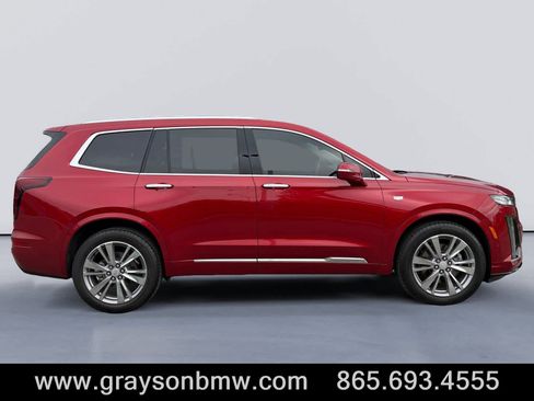 Used 2024 Cadillac XT6 Premium Luxury w/ Technology Package FWD image 2