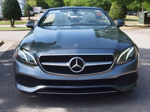 Used 2019 Mercedes-Benz E 450 Cabriolet image 2