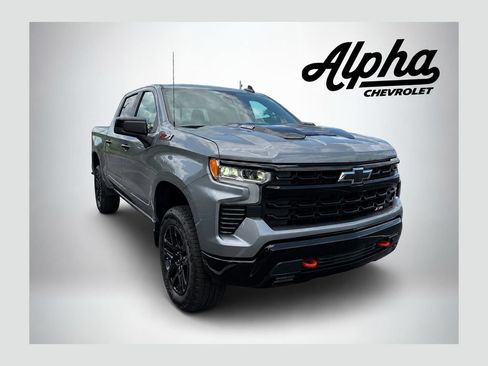 Used 2026 Chevrolet Silverado 1500 LT Trail Boss w/ Convenience Package II AWD/4WD image 1