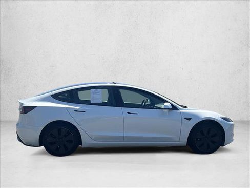 Used 2025 Tesla Model 3 Long Range RWD image 4