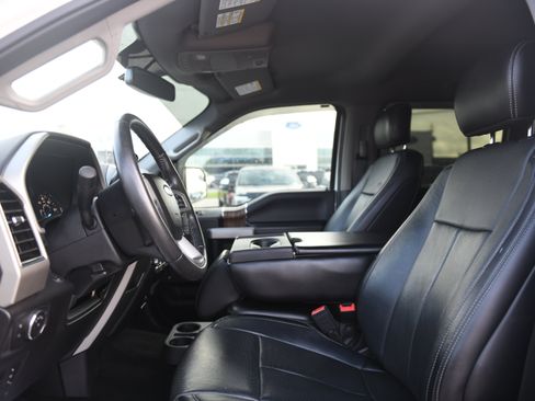 Used 2018 Ford F150 Lariat AWD/4WD image 13
