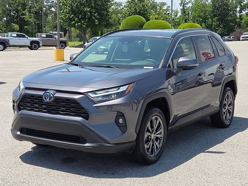 Used 2024 Toyota RAV4 XLE Premium w/ Weather Package AWD/4WD image 2