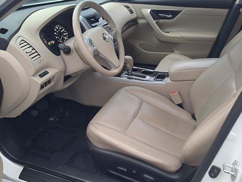 Used 2015 Nissan Altima 2.5 SL w/ Technology Package image 14