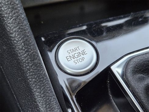 Used 2024 Volkswagen Taos S image 23