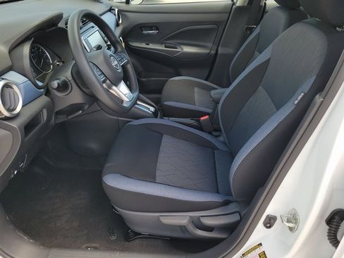 New 2025 Nissan Versa SV w/ Trunk Package image 6