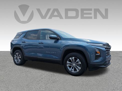 Certified 2026 Chevrolet Equinox LT AWD/4WD image 3