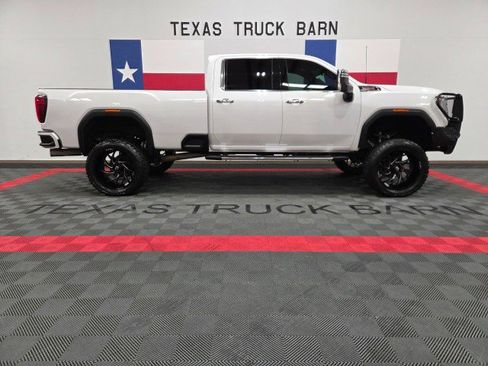 Used 2023 GMC Sierra 2500 Denali image 17