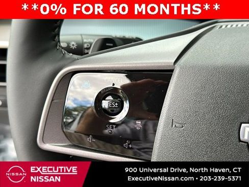 New 2025 Nissan Murano SL image 14