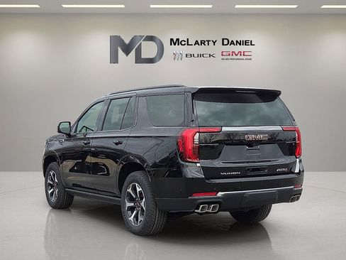 New 2026 GMC Yukon AT4 w/ AT4 Premium Plus Package image 4