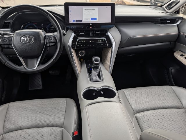 Used 2023 Toyota Venza Limited AWD/4WD image 11