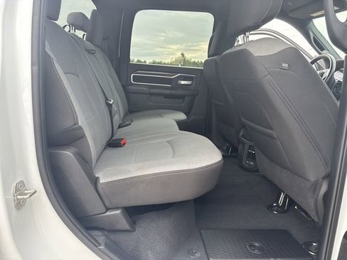 Used 2024 RAM 2500 Big Horn image 17