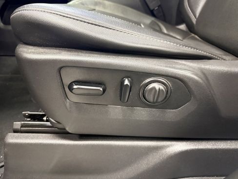 Used 2019 GMC Sierra 1500 SLT w/ SLT Premium Package image 25