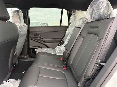 New 2026 Jeep Cherokee Limited image 22