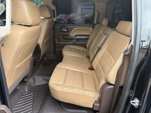 Used 2018 GMC Sierra 1500 Denali RWD image 15