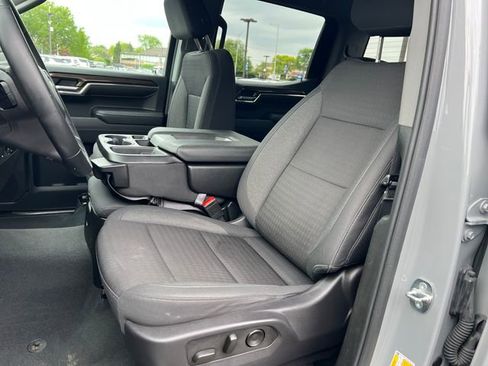 Certified 2024 Chevrolet Silverado 1500 LT AWD/4WD image 9