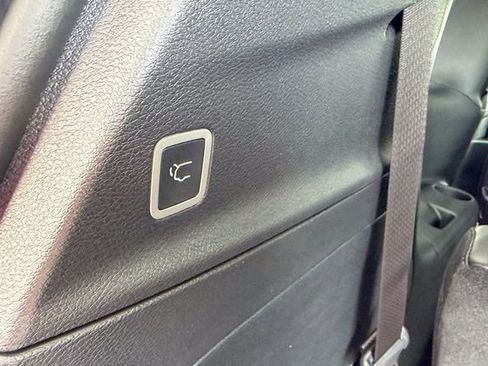 New 2026 Chrysler Voyager LX image 25