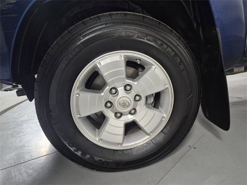 Used 2014 Toyota Tacoma PreRunner image 11