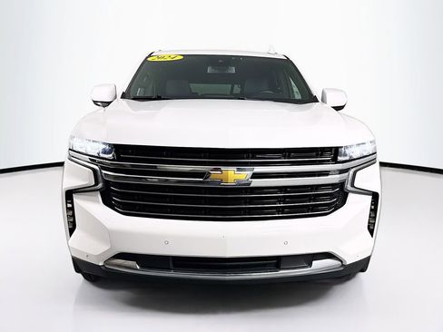 Used 2024 Chevrolet Suburban LT image 2