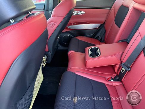 Used 2024 Genesis GV70 2.5T w/ Sport Prestige Package image 19