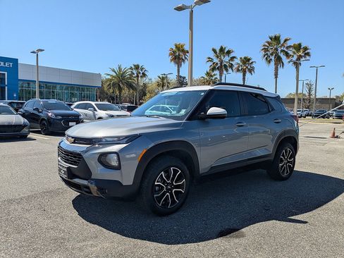 Certified 2023 Chevrolet TrailBlazer ACTIV w/ Technology Package AWD/4WD image 7