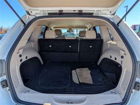 Used 2015 Jeep Grand Cherokee Laredo w/ Quick Order Package 23E image 27