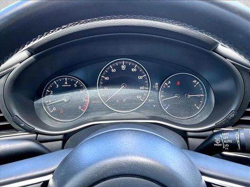 Used 2019 MAZDA MAZDA3 Hatchback image 20