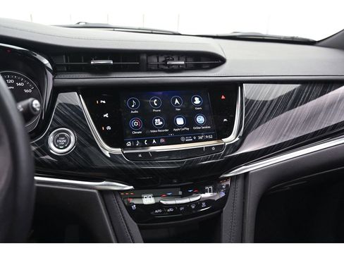 Used 2025 Cadillac XT6 Premium Luxury w/ Technology Package image 45