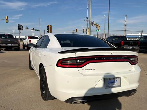 Used 2020 Dodge Charger SXT image 14