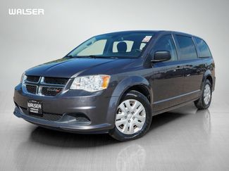 Used 2020 Dodge Grand Caravan SE w/ UConnect Hands-Free Group FWD video 1